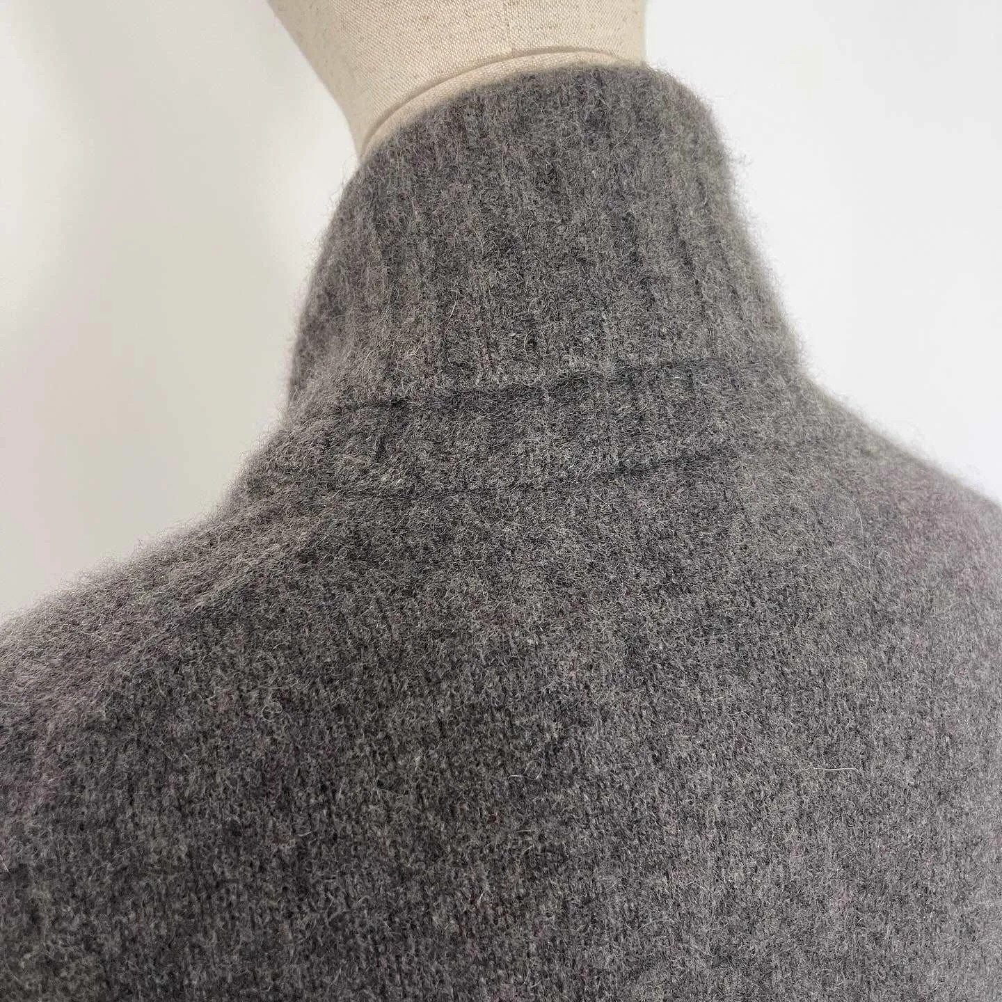 BRUNELLO CUCINELLI Sweater