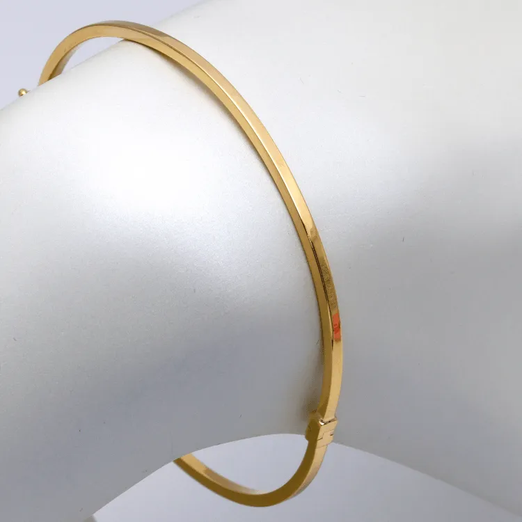 Real Gold Plain Bangle 63 MM 0477 (SIZE 19) BA1434