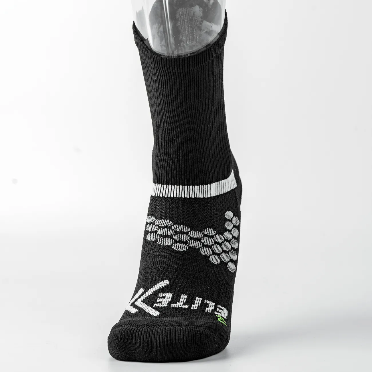 V2 Pro Grip Socks